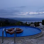 別荘 Stone House In Dobrec With Sea View & Pool ロヴラン