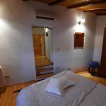 Nyaraló Stone House In Dobrec With Sea View & Pool