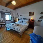 Stone House In Dobrec With Sea View & Pool ロヴラン