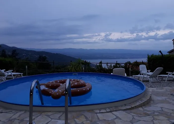 Semesterbostad Stone House In Dobrec With Sea View & Pool Lovran