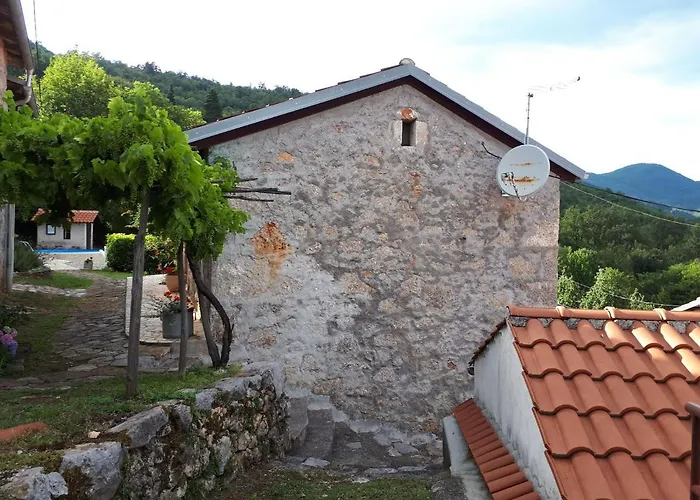 Дом отдыха Stone House In Dobrec With Sea View & Pool *