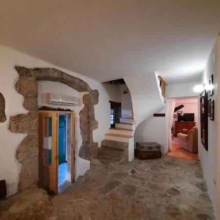 Stone House In Dobrec With Sea View & Pool Lovran
