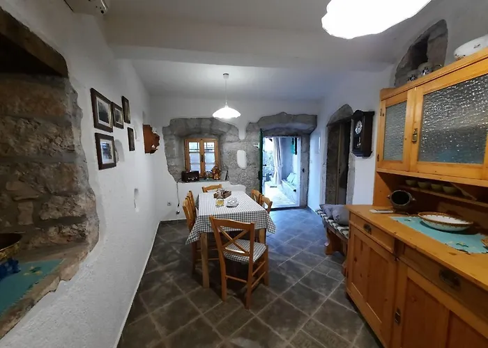 Ferienhaus Stone House In Dobrec With Sea View & Pool Lovran