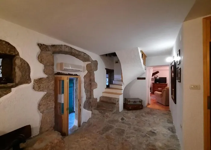 Stone House In Dobrec With Sea View & Pool Lovran