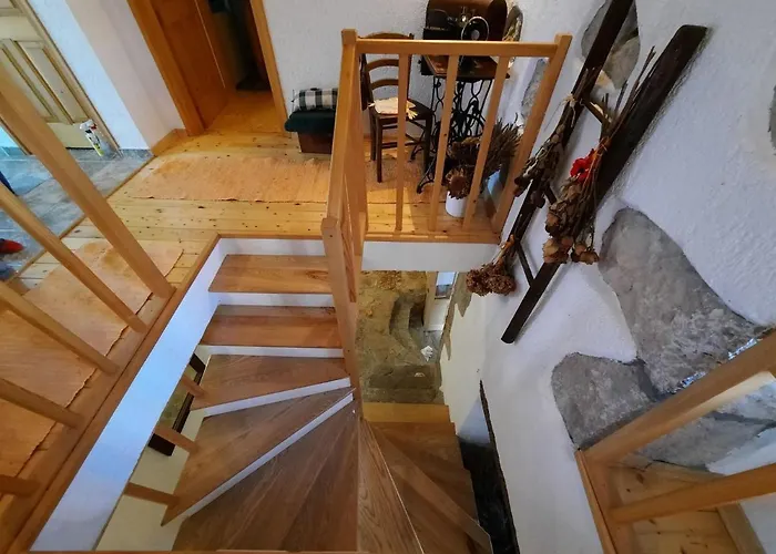 Prázdninový dům Stone House In Dobrec With Sea View & Pool